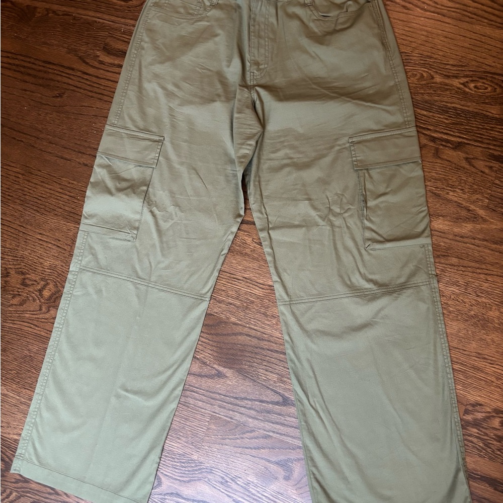 Kut from the Kloth Tan Cargo Pants Relaxed Fit